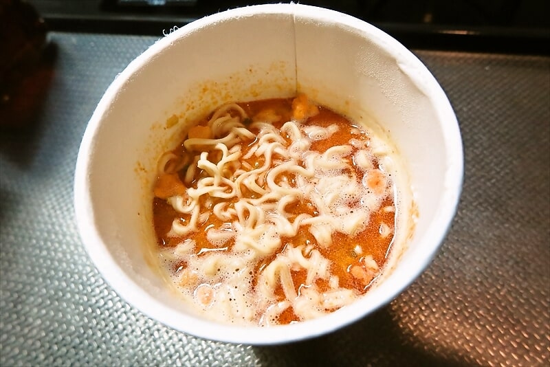 タイのカップラーメン（トムヤム風味）14