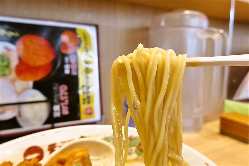 町田駅『天下一品 町田店』こってり唐揚げラーメン9