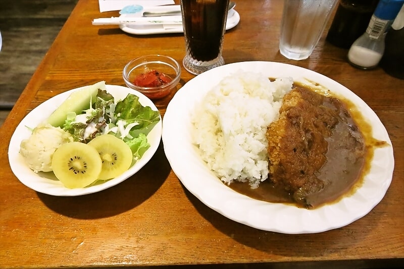 淵野辺駅矢部駅『喫茶 BLOOM（ブルーム）』カツカレー（サラダ付き）2