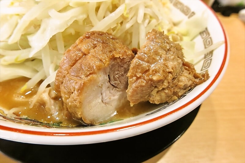 町田駅『ラーメン豚山 町田2号店』小ラーメン4