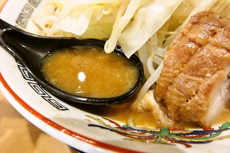 町田駅『ラーメン豚山 町田2号店』小ラーメン8