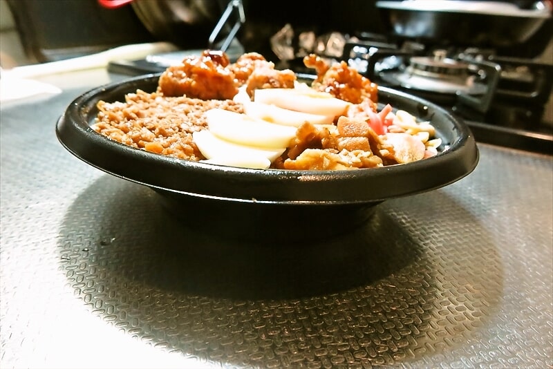 『ファミリーマート』大盛ごはん！タルタルから揚げ＆にんにく豚焼肉丼＠背徳のコンビニ飯11