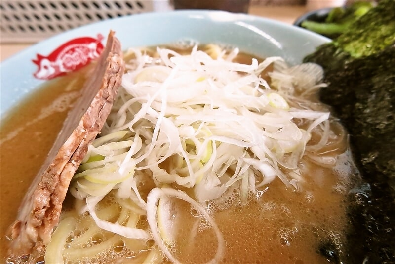 町田駅『町田家 町田本店』ネギ塩ラーメン＆キャベチャー＆ミニライス4