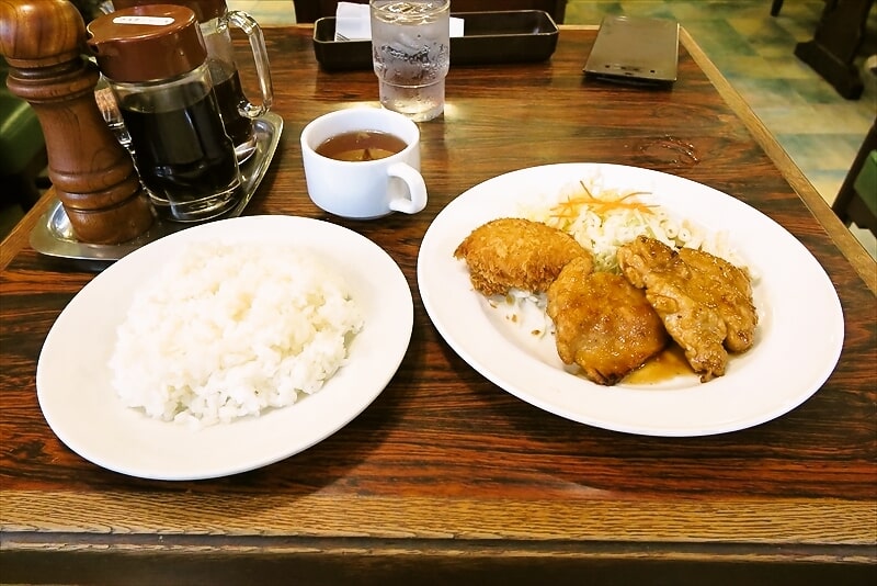 町田駅『グリルママ』若鶏生姜焼きランチ1