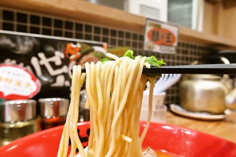 町田駅『元祖黒マー油 なんつっ亭 町田店』赤マー油ラーメン8