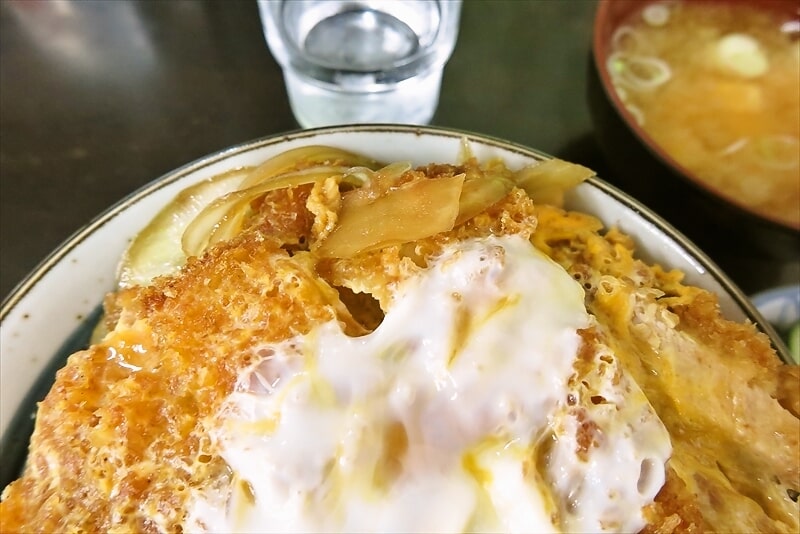 相模原市淵野辺駅『お食事の店 新興軒（しんこうけん）』カツ丼6