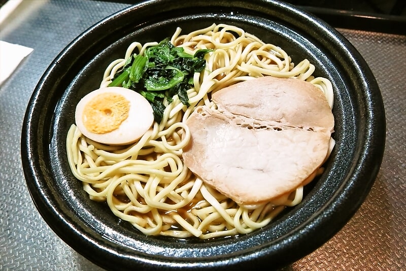 『ローソン』家系総本山吉村家監修家系ラーメン（冷蔵ラーメン）8