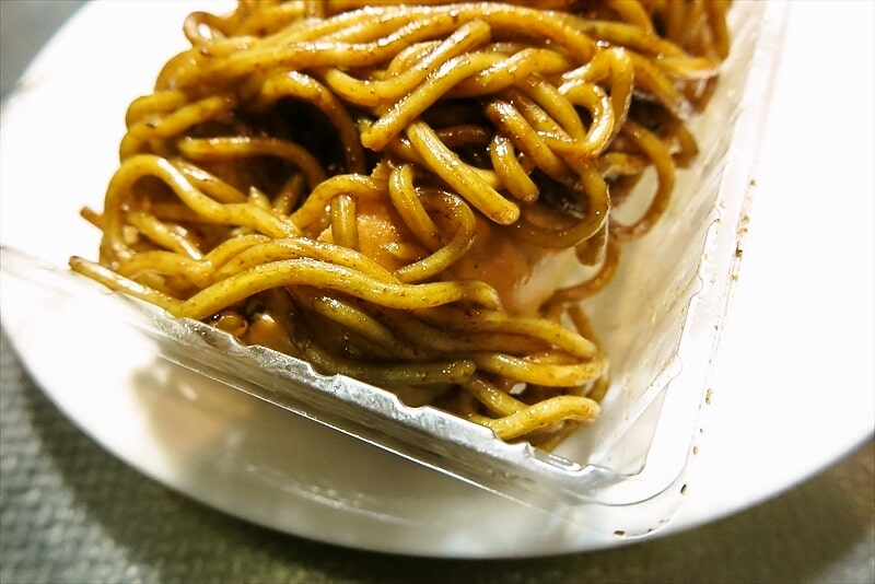 『ローソン』メガ焼きそばパン6