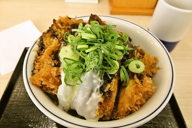 2024年12月『かつや』さばとロースの味噌たまカツ丼2