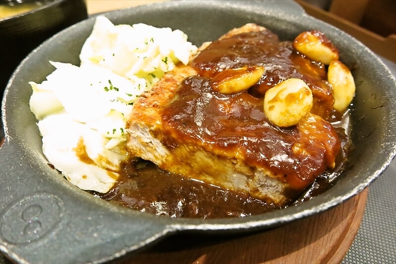 『とんかつ 松のや』にんにく醤油のフライドステーキ定食14