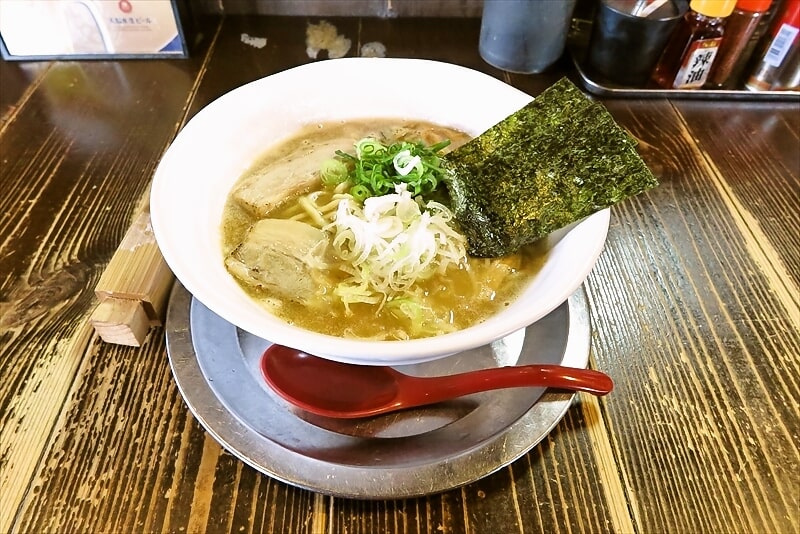 相模原市『夜鳴き軒』鶏白湯ラーメン1