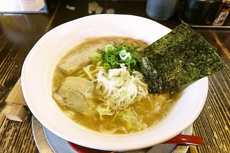 相模原市『夜鳴き軒』鶏白湯ラーメン2