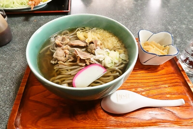 山形県天童市『食事処 わらべ』鳥そば大盛り1