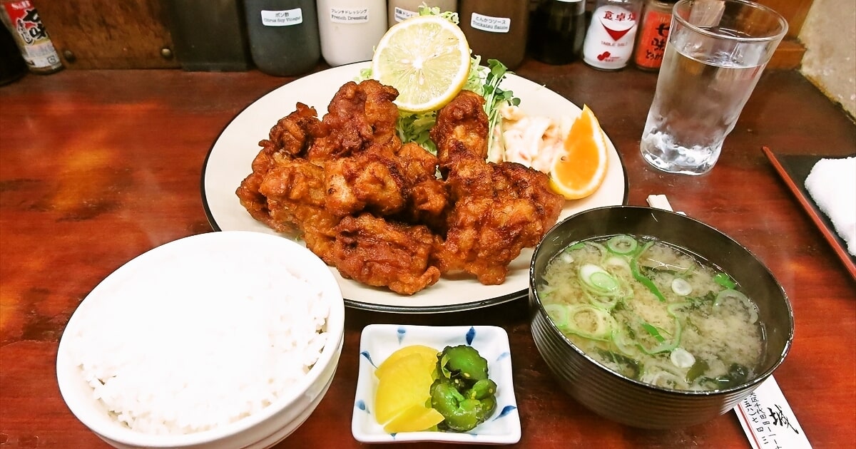 相模原市『とんかつ赤城』鶏の唐揚げ定食サムネイル