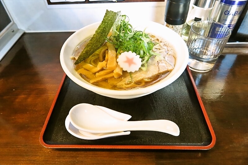 相模原市『麺場 新（あらた ARATA）』あっさり煮干ラーメン大盛り1