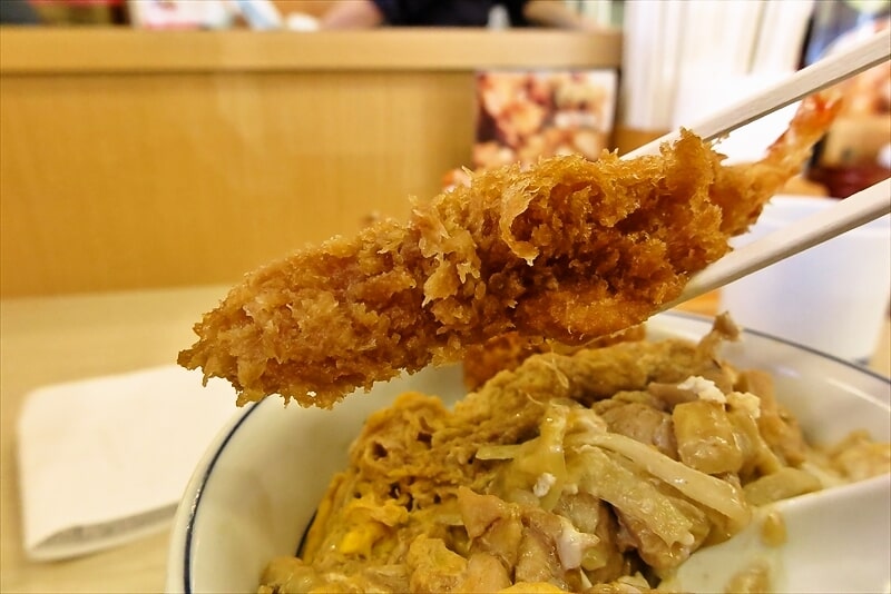 2025年『かつや』海老タレカツと親子丼の合い盛り丼10