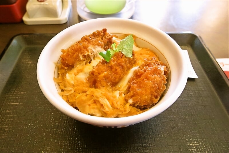 2025年『なか卯』牡蠣とじ丼1