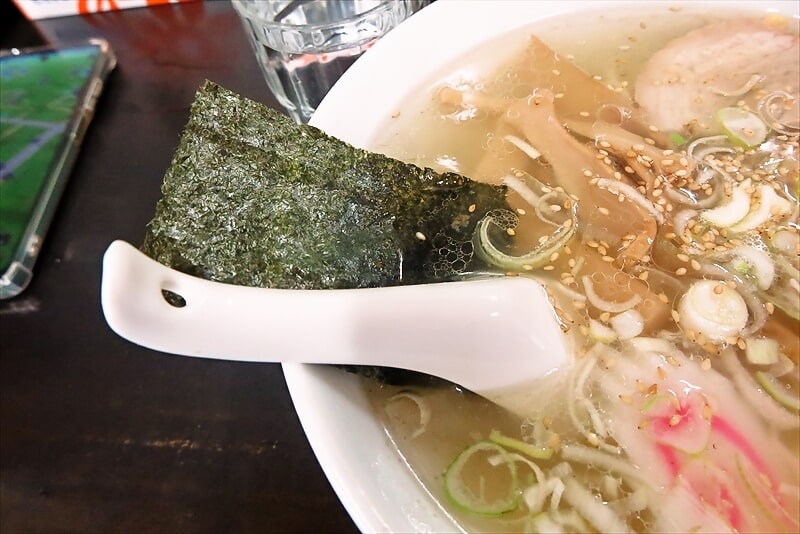 相模原市淵野辺駅『お食事の店 新興軒』塩ラーメン2