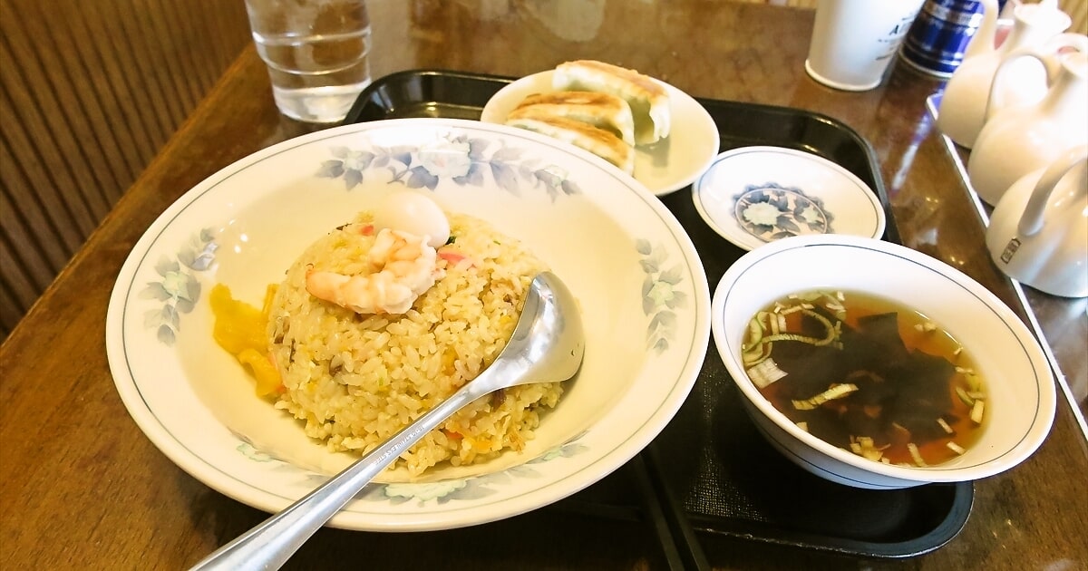 町田市山崎団地名店街『中華料理 万寿園（まんじゅえん）』チャーハン＆半餃子サムネイル