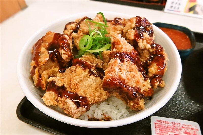 『吉野家』超特盛祭にんにくマシマシから揚げ超特盛丼5