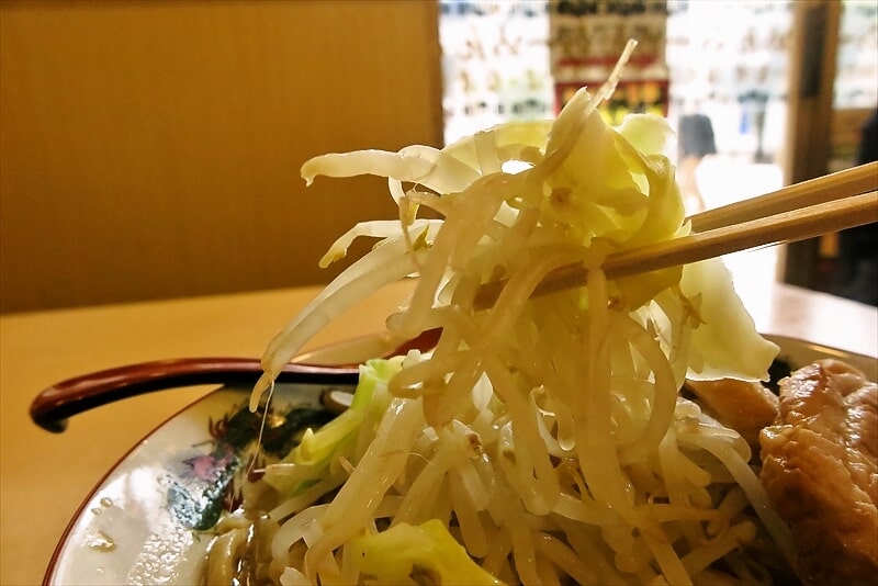 小田急相模原駅『ぶっ豚 小田急相模原店』小ラーメン10