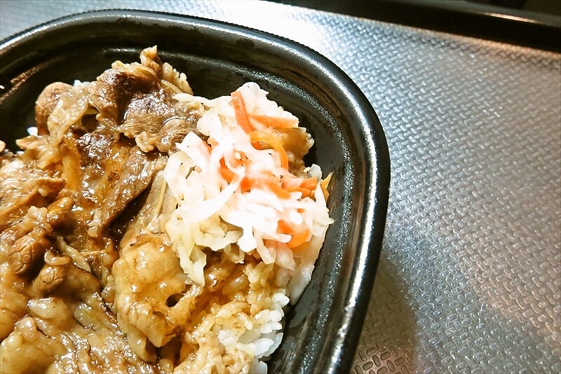 『ローソン』これが炭火焼牛カルビ丼弁当8