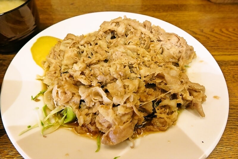 町田駅『とんかつ朱鞠』しょうが焼肉増定食ライス大盛り5