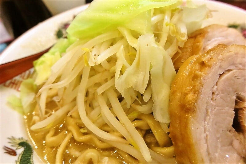 町田駅『極太麺 ぶっ豚（ぶっとん）町田店』大ラーメン6