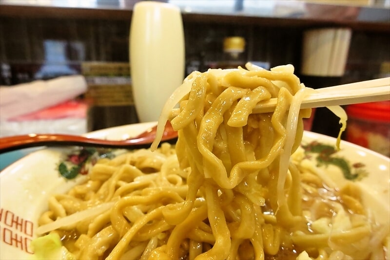 町田駅『極太麺 ぶっ豚（ぶっとん）町田店』大ラーメン13