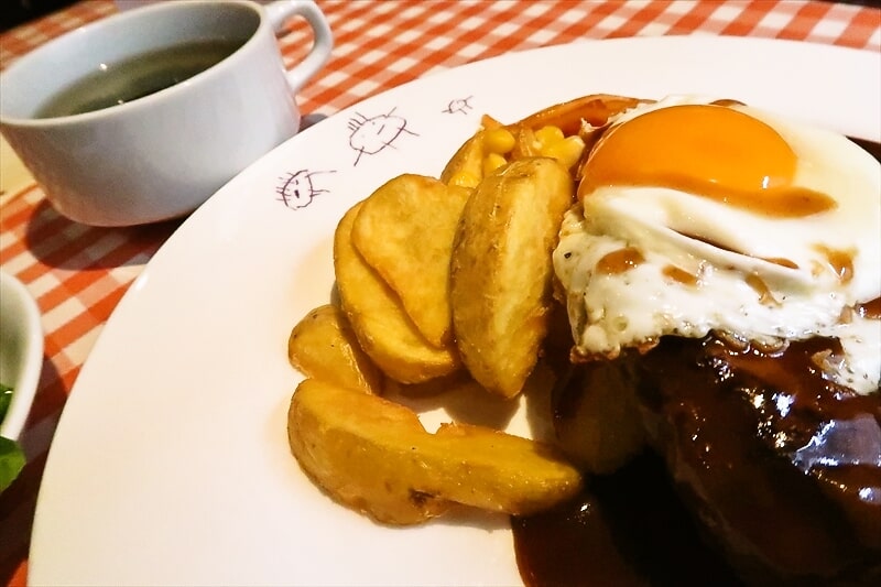 松本市『レストラン どんぐり』目玉焼きのせハンバーグランチ4