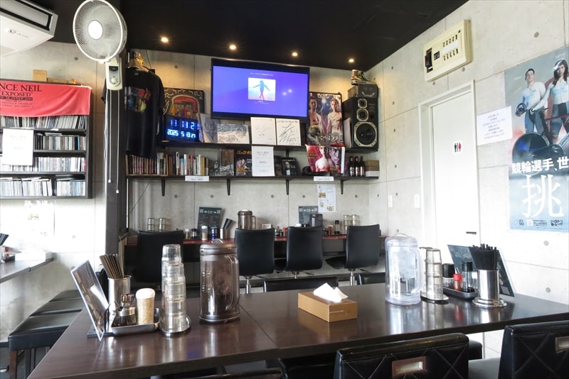 町田市『jun-pey ra-men（ジュンペイラーメン）成瀬店』店内写真1