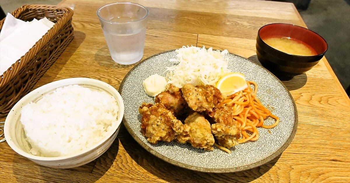 2025年『君のハンバーグを食べたい相模原店』鶏の唐揚げ定食サムネイル