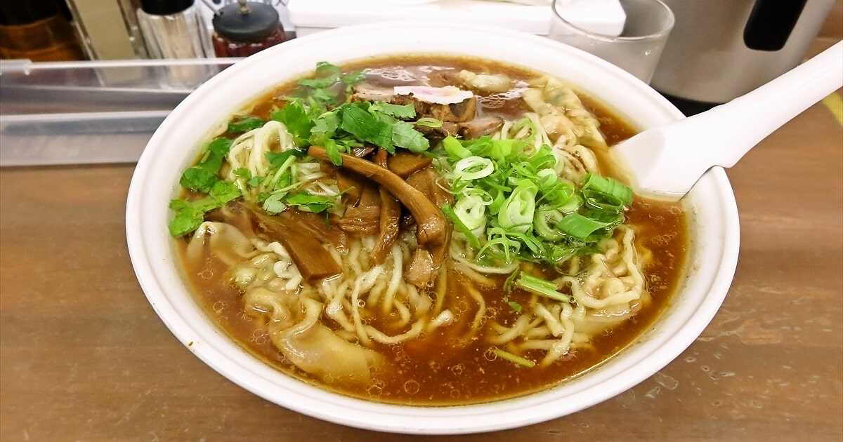 湯河原『国味（こくみ）ラーメン』ワンタンメン大盛りサムネイル