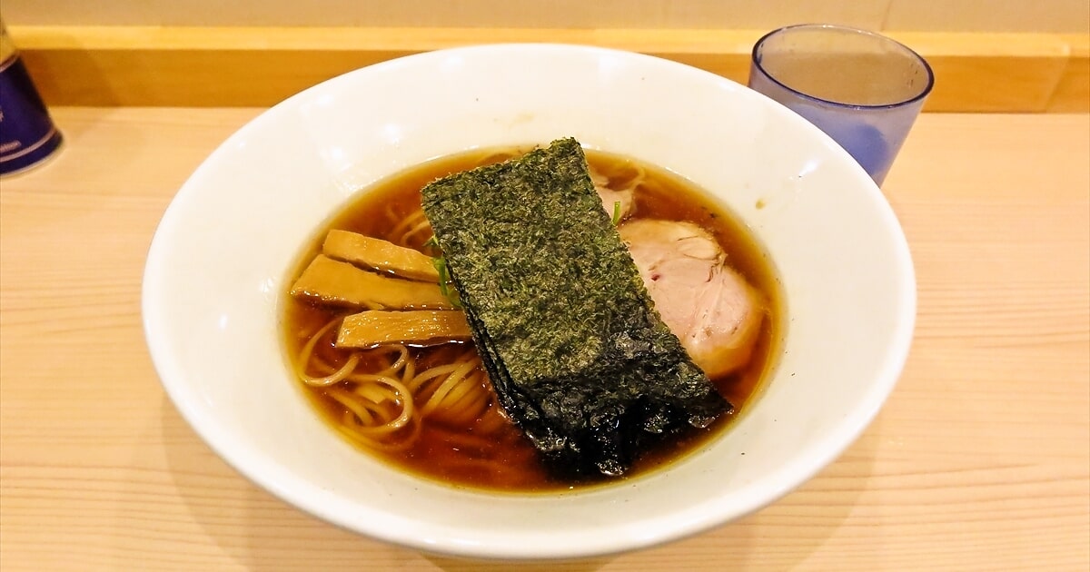 小田急相模原駅『ラーメンLab ろじっく』醤油ラーメンサムネイル1