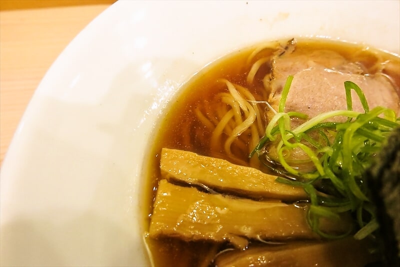 小田急相模原駅『ラーメンLab ろじっく』醤油ラーメン4