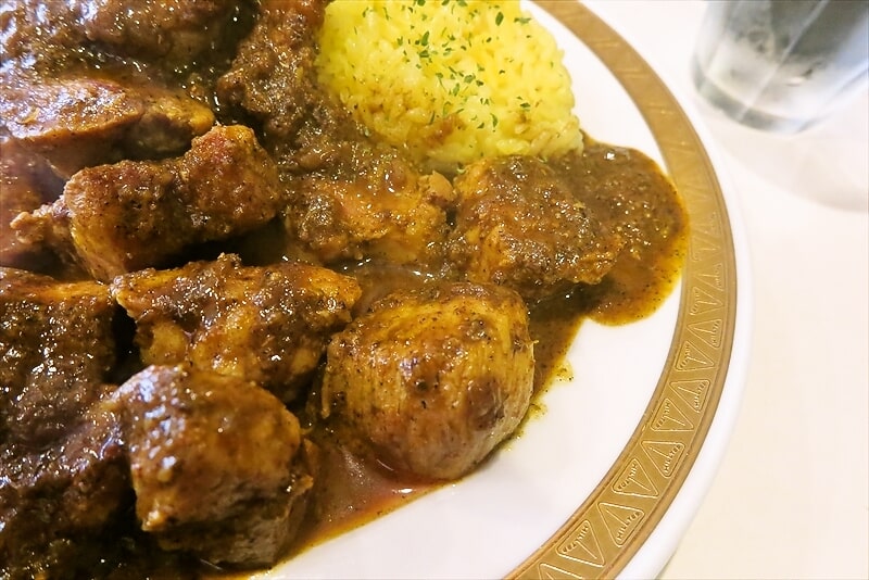 相模原市『カレーの店 マボロシ』ポークカレー大盛り6