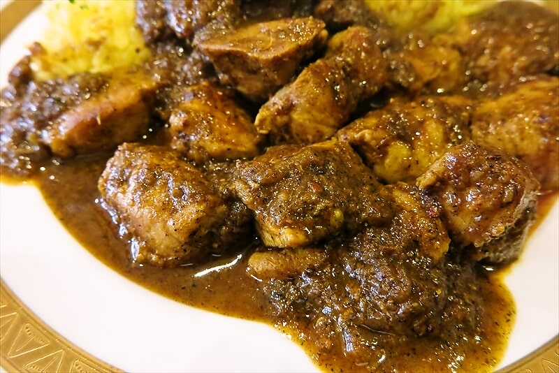 相模原市『カレーの店 マボロシ』ポークカレー大盛り7