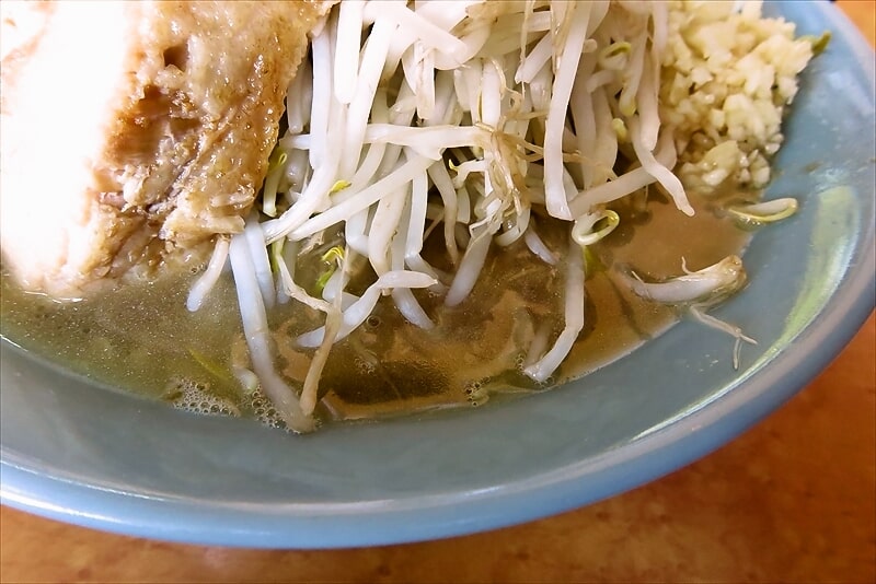 2025年町田市『立川マシマシ ロイヤルスープ』ラーメン中4