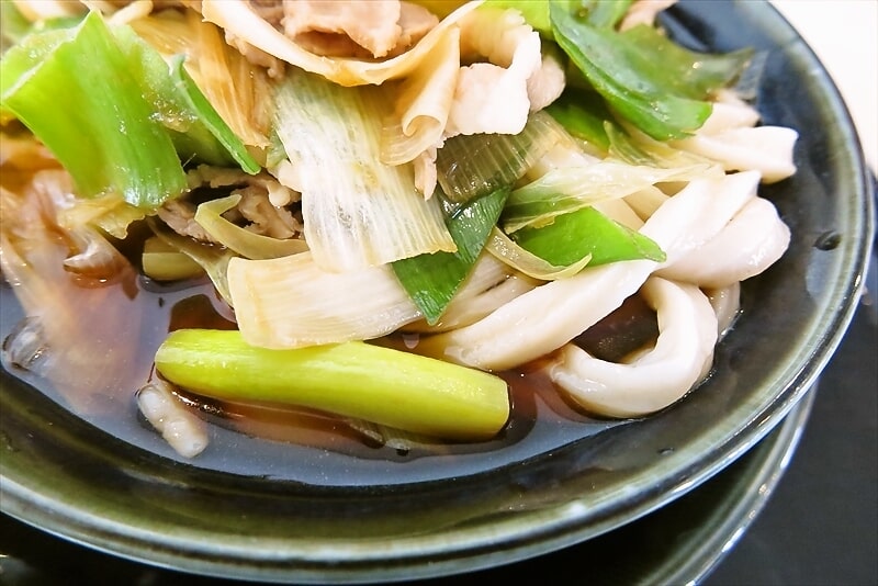 『肉汁うどんの南哲 相模原城山店（2号店）』ひや肉うどん並盛4
