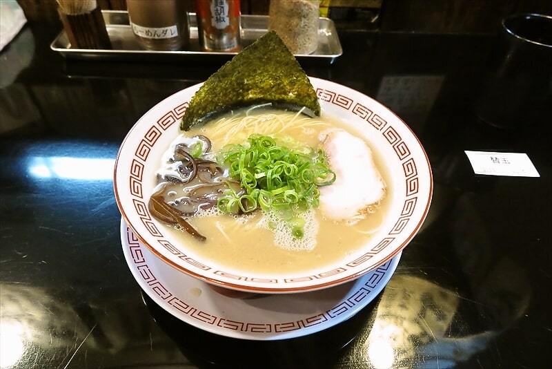 相模原市『博多長浜らーめん六角堂 本店』長浜ラーメン1