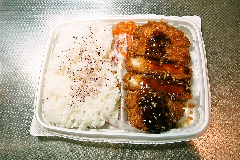 2025年4月『セブンイレブン』ロースとんかつ弁当5
