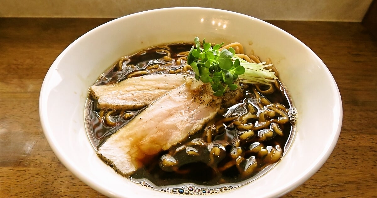 2025年相模原市城山『中華そば安至（やすし）』漆黒ラーメンサムネイル