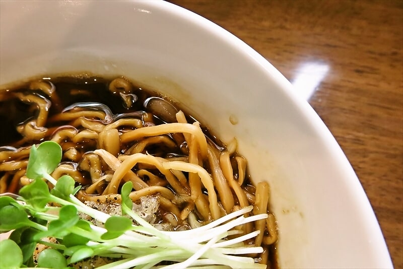 2025年相模原市城山『中華そば安至（やすし）』漆黒ラーメン6