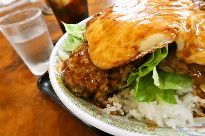 群馬県伊勢崎市『赤城食堂』特盛ハンバーグ丼9