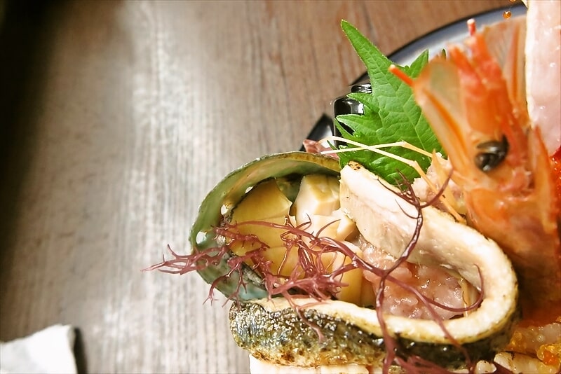 町田市『和ダイニング知龍（ちりゅう）』まんぷく定食海鮮重7