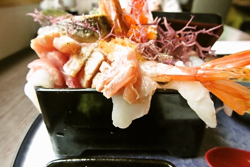 町田市『和ダイニング知龍（ちりゅう）』まんぷく定食海鮮重9