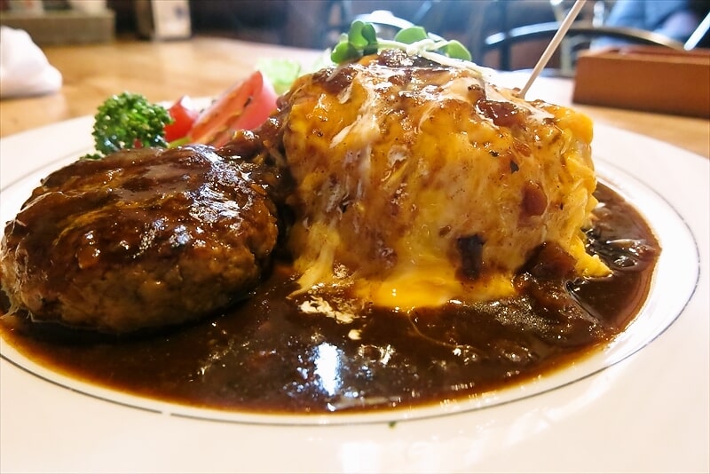 相模原市『ハックルベリー』オムバーグプレート（オムライス）10