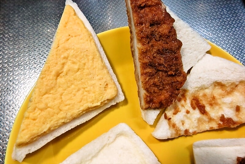 『ローソンストア100』盛りすぎチャレンジ！ロースとんかつ＆玉子焼きサンド13
