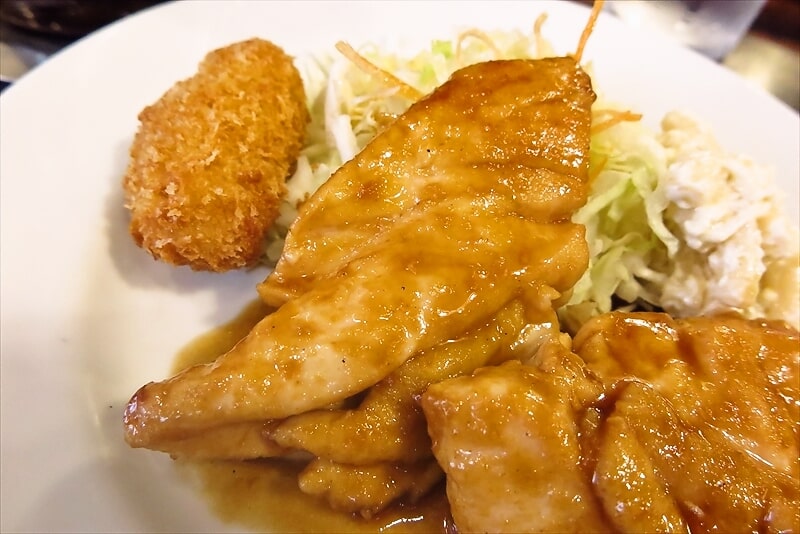 町田市町田駅『グリルママ』若鶏生姜焼きランチ11