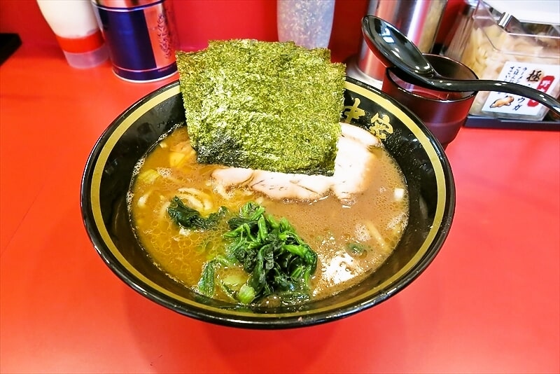 町田駅『横濱家系ラーメン 野中家 七代目』ラーメン並盛り1